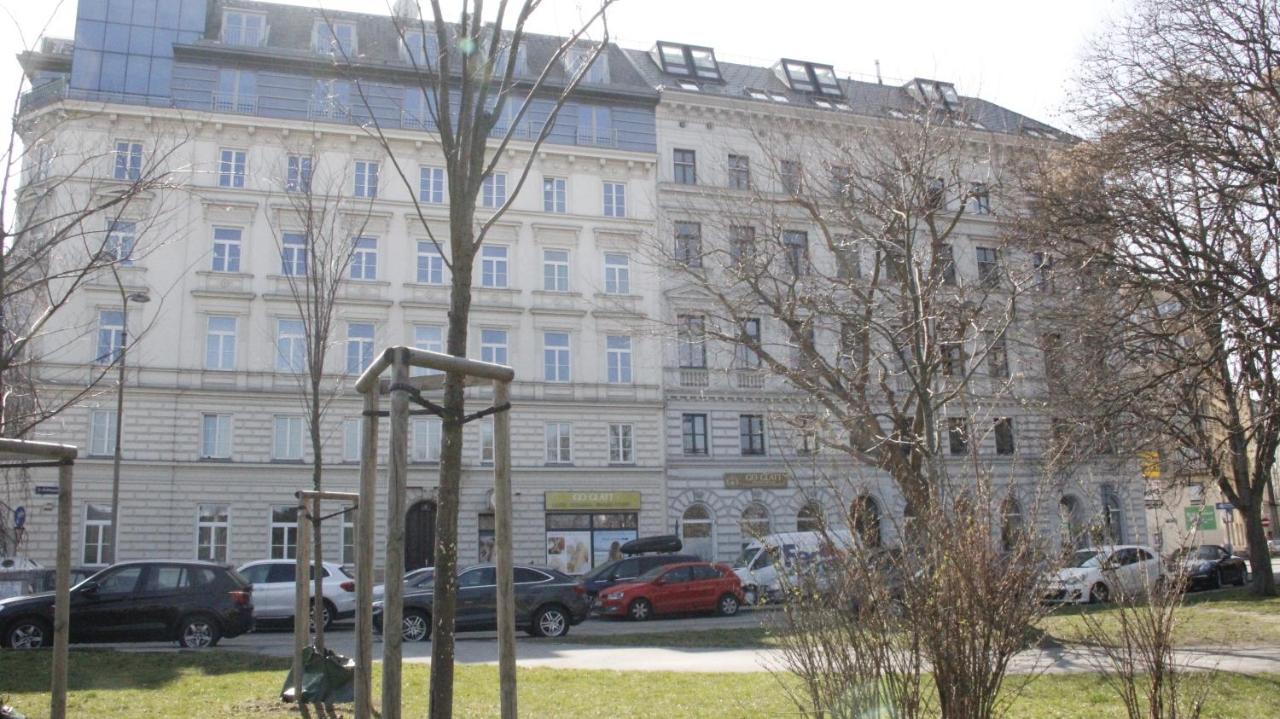 Viennese Prater Appartement *