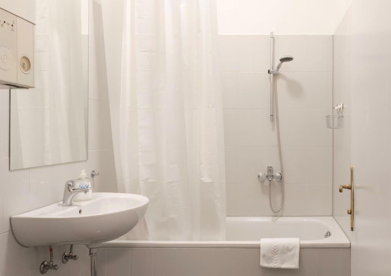 Viennese Prater Appartement *